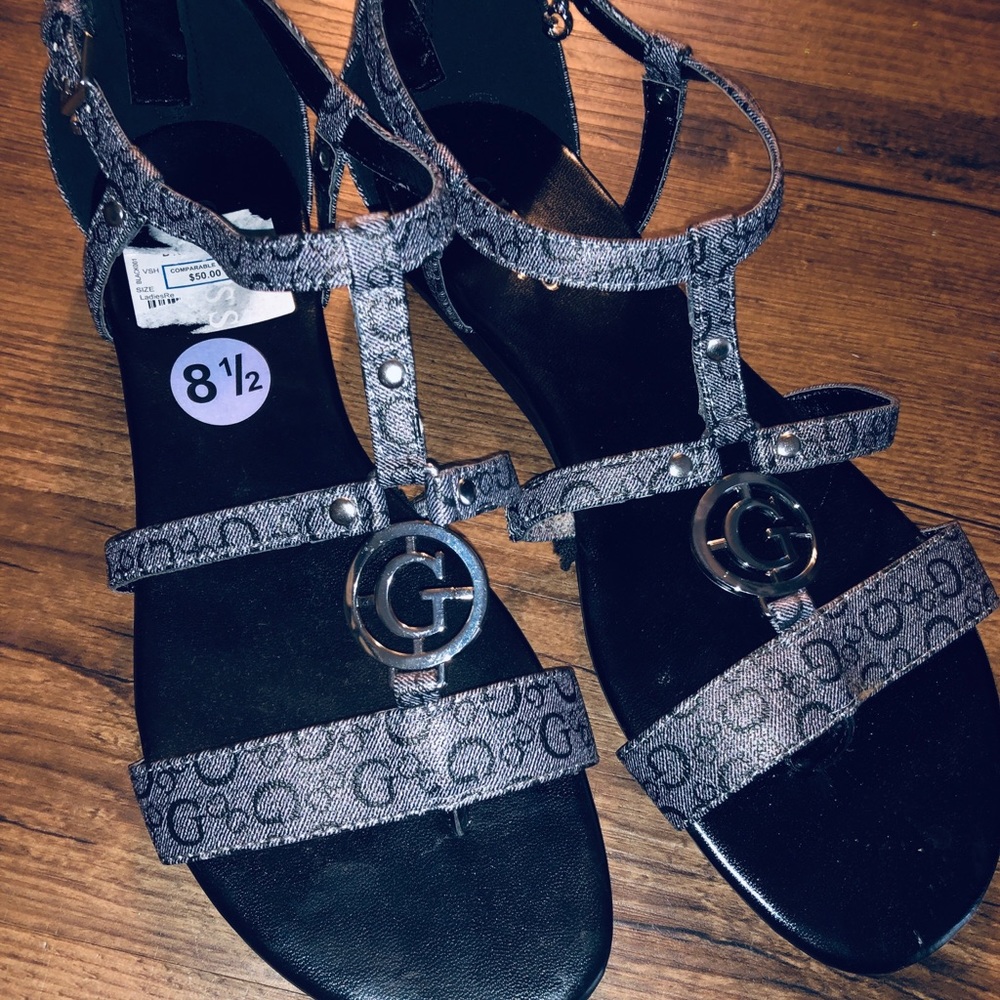 Guess Flats!